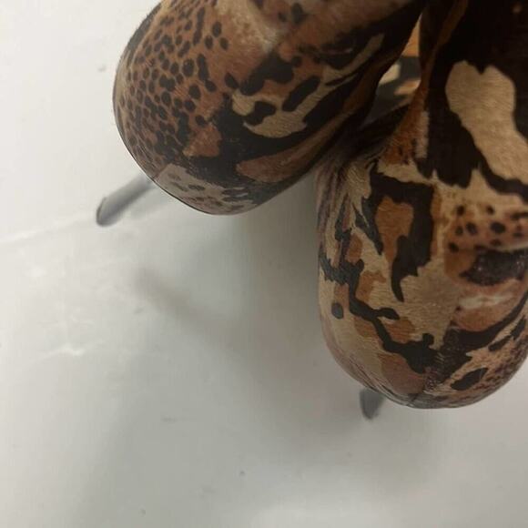 ASOS ANIMAL PRINT BOOTS SIZE 8 - Picture 4 of 8